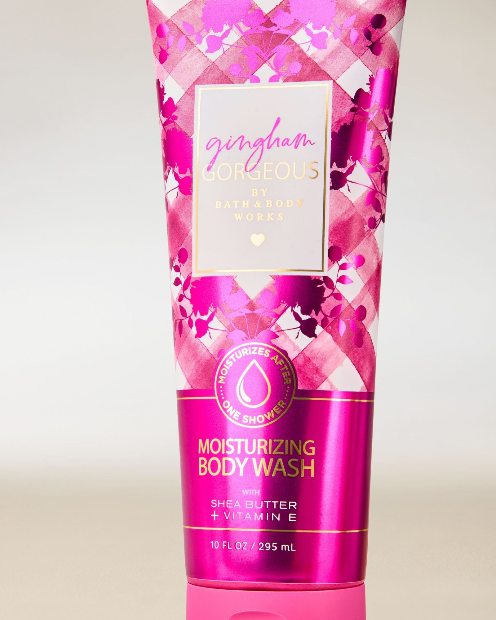 Gingham Gorgeous Moisturizing Body Wash - Image 2