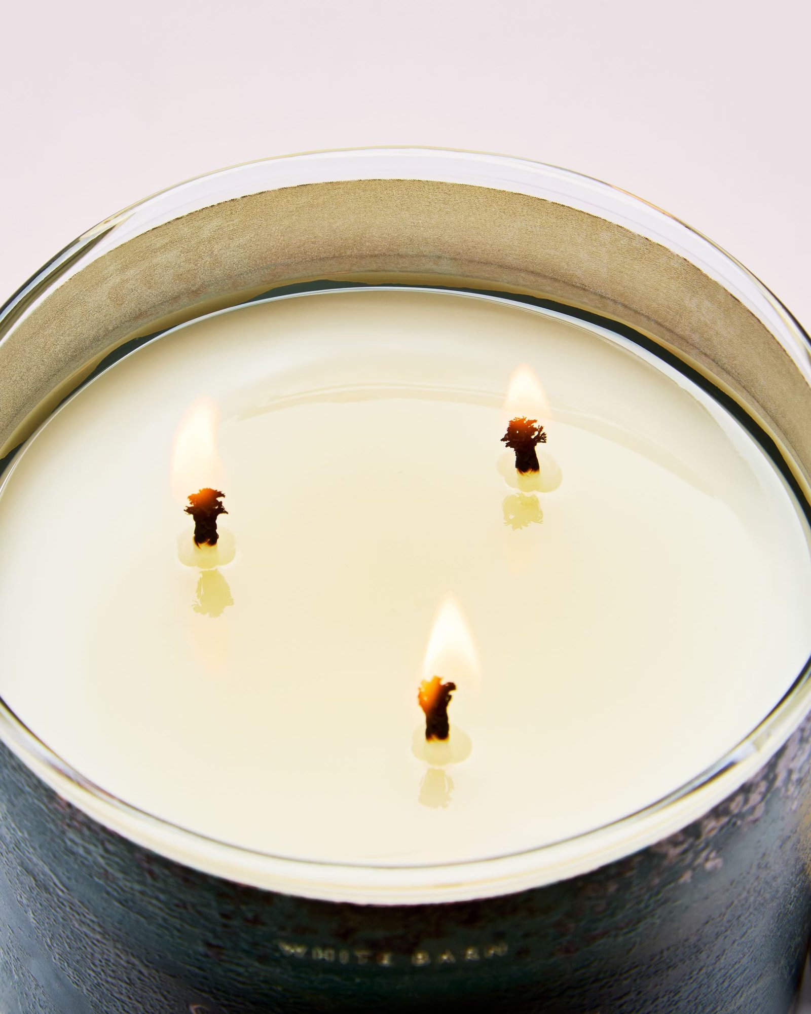 White Tea & Sage 3-Wick Candle - Image 5