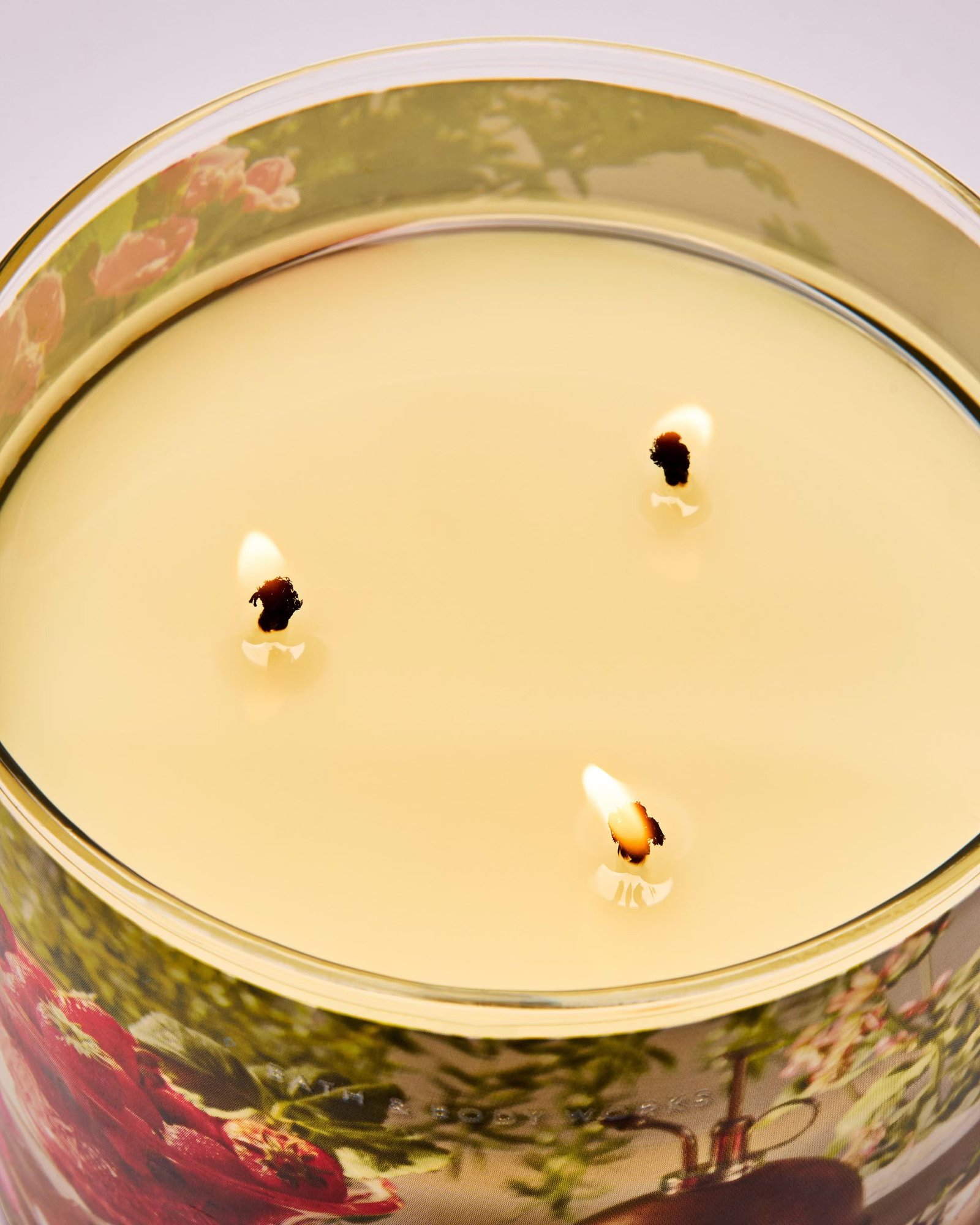 Strawberry Kiwi 3-Wick Candle - Image 5