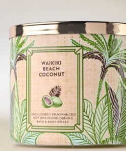 Alternative view of Waikiki Beach Coconut 3-Wick Candle