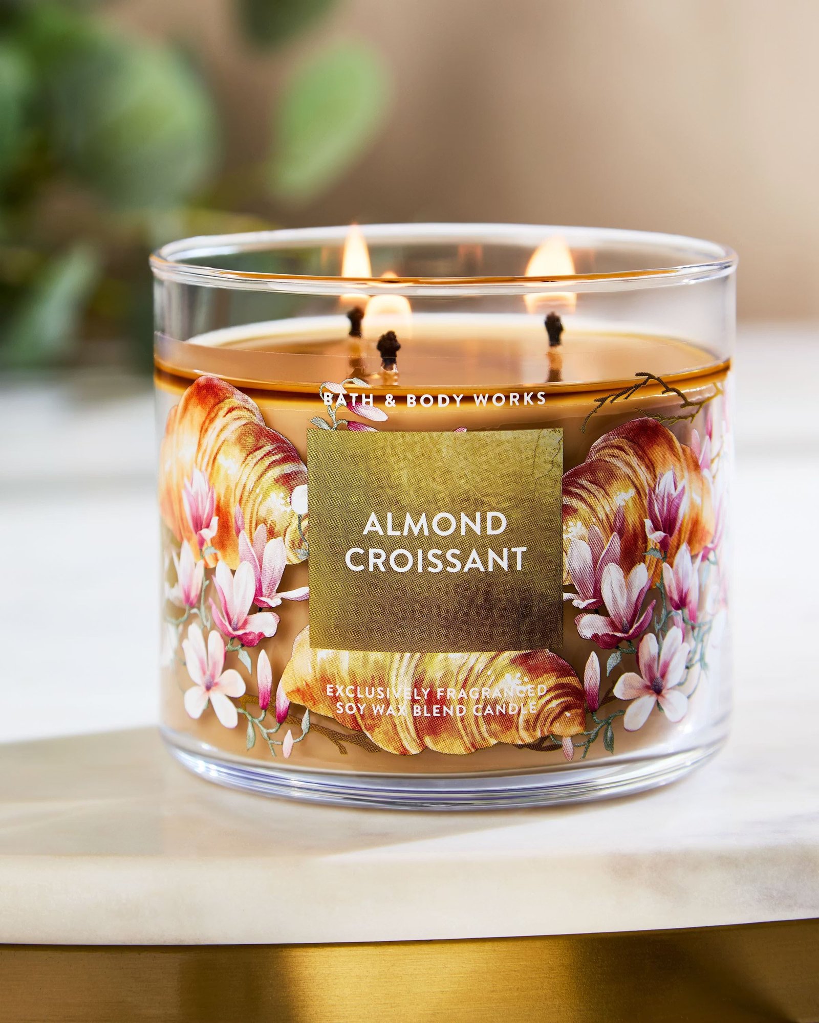 Almond Croissant 3-Wick Candle - Image 6