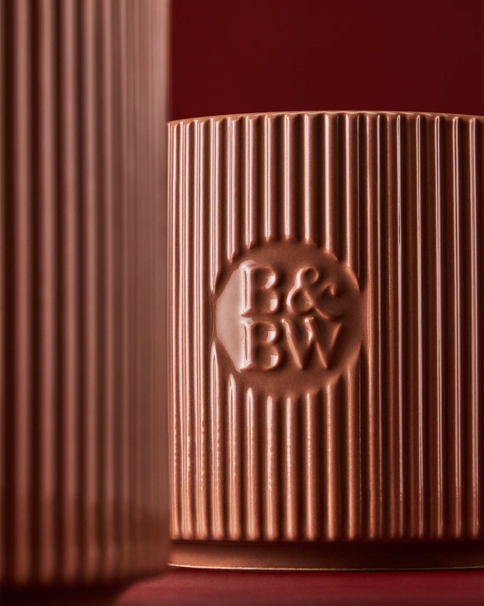 Frosted Cranberry 3-Wick Candle - Image 2