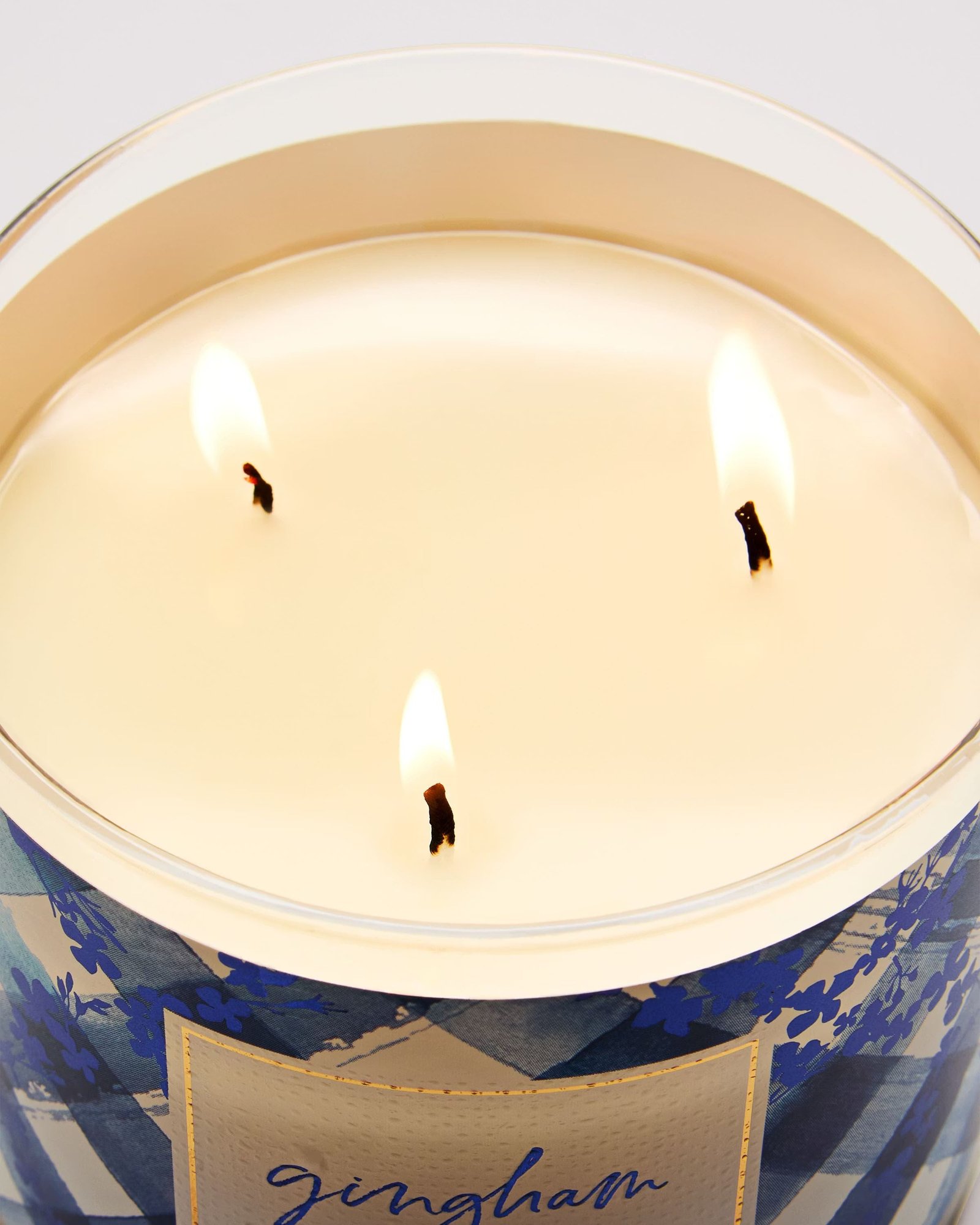 Gingham 3-Wick Candle - Image 4