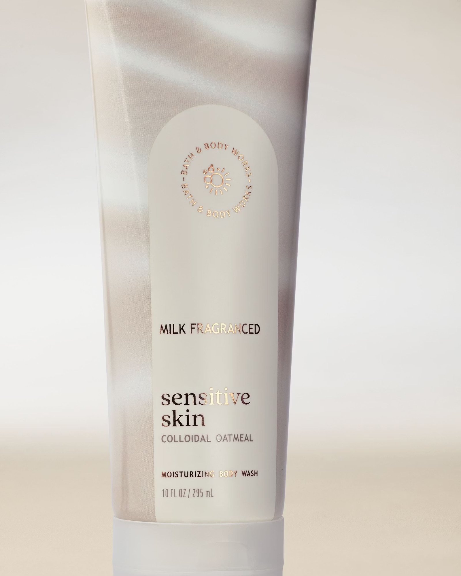 Sensitive Skin Milk Moisturizing Body Wash - Image 2