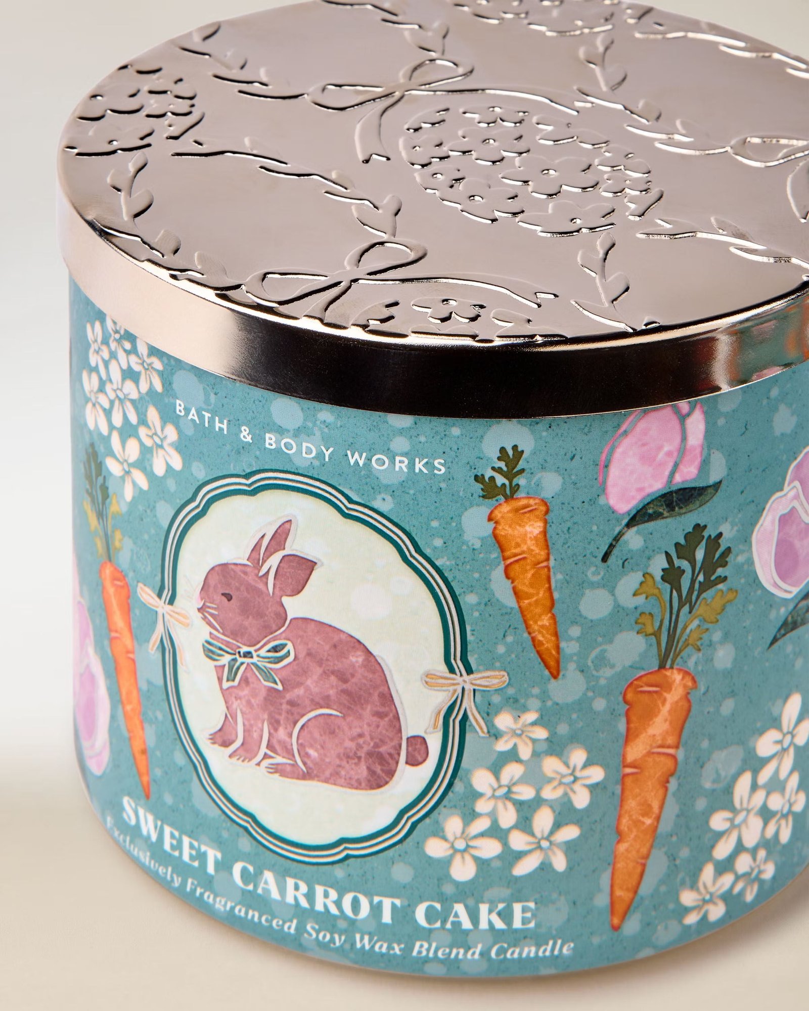 Sweet Carrot Cake 3-Wick Candle - Image 2