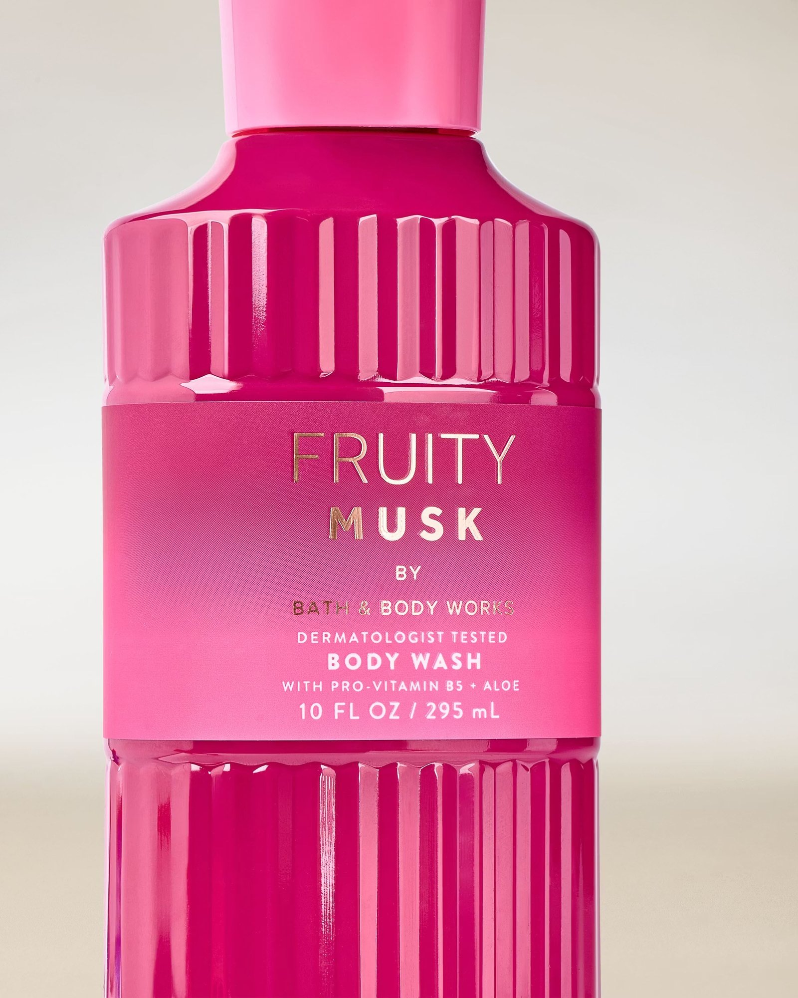 Fruity Musk Body Wash - Image 2