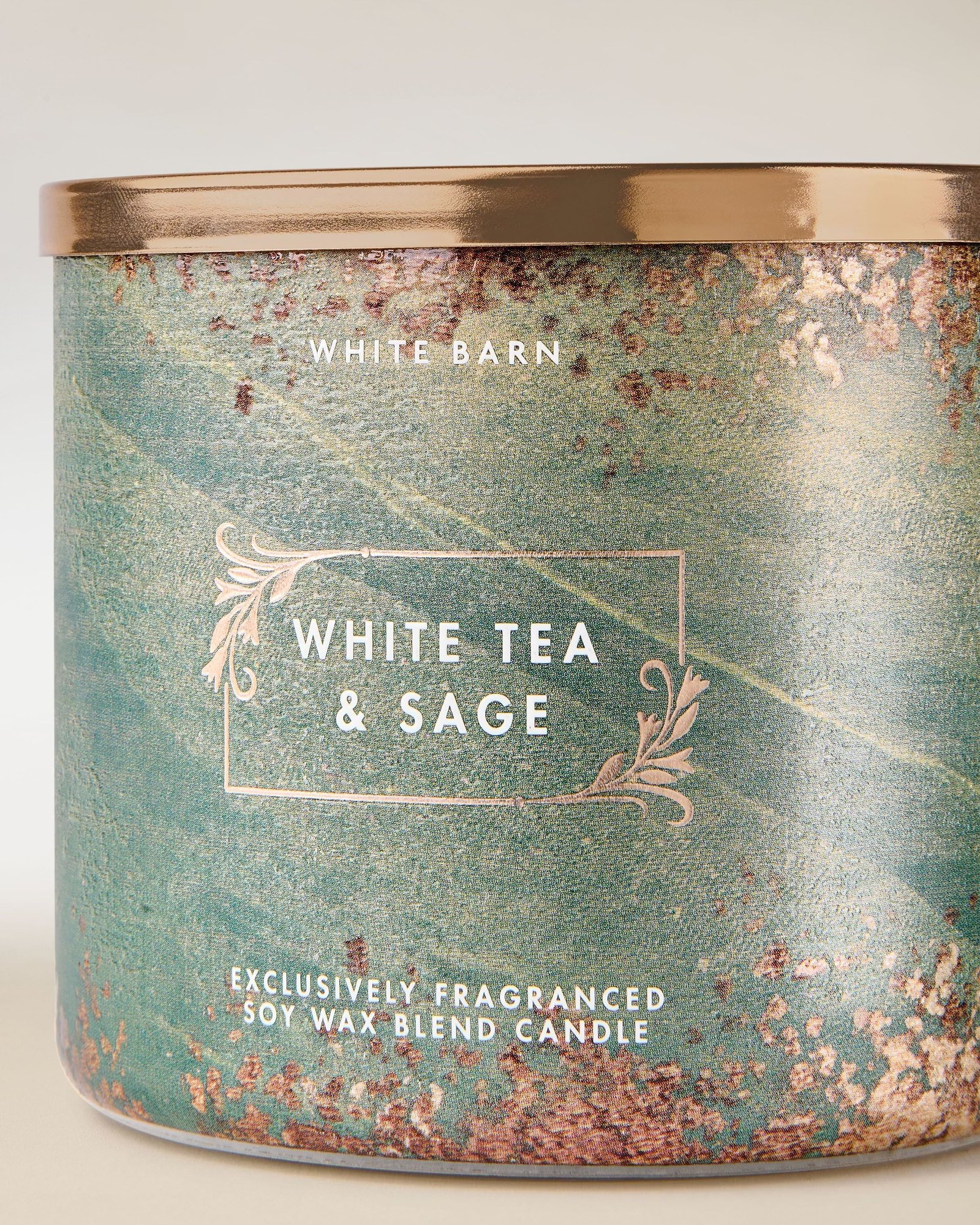 White Tea & Sage 3-Wick Candle - Image 2